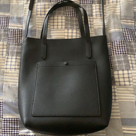 Banana Republic Black Leather Crossbody Bag - Picture 2 of 9